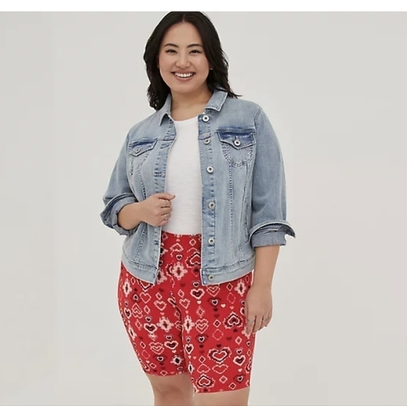 Torrid Red heart americana, 9 Inch, Bike Short, Size 1x - Picture 2 of 11